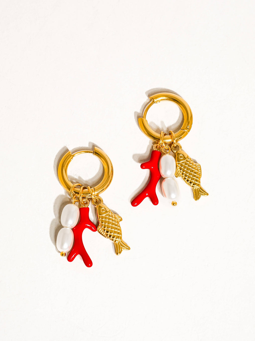 Rocaille 18K Gold Plated Non-Tarnish Fish Pearl Earring: Red