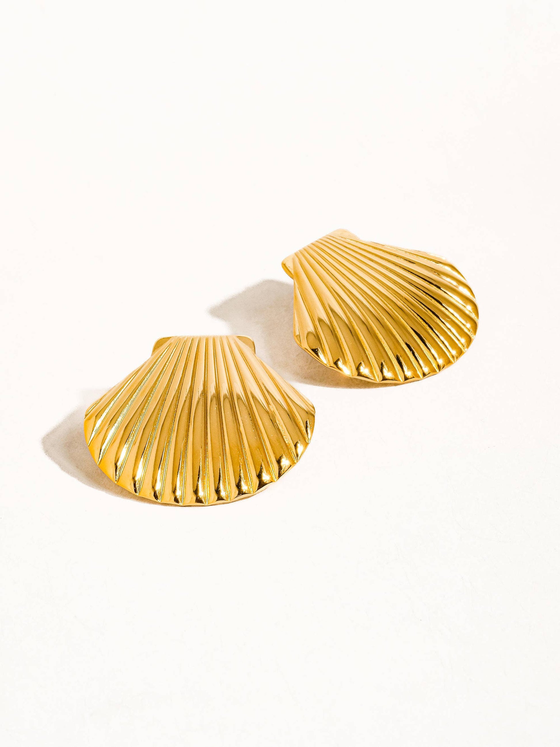 Cèpe 18K Gold Plated Non-Tarnish Shell Studs: Yellow Gold