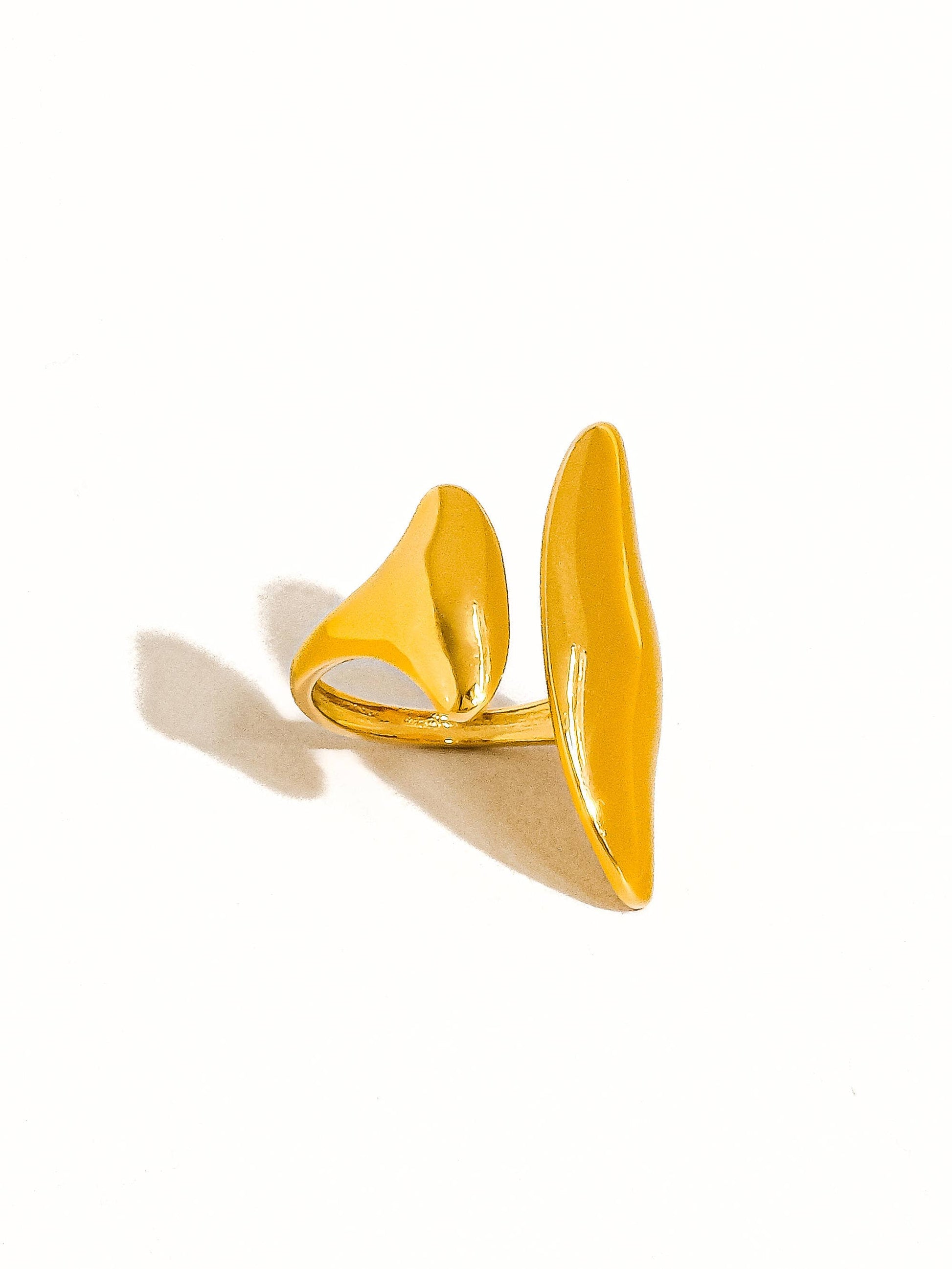 Danielle 18K Gold Plated Non-Tarnish Abstract Statement Ring: Yellow Gold