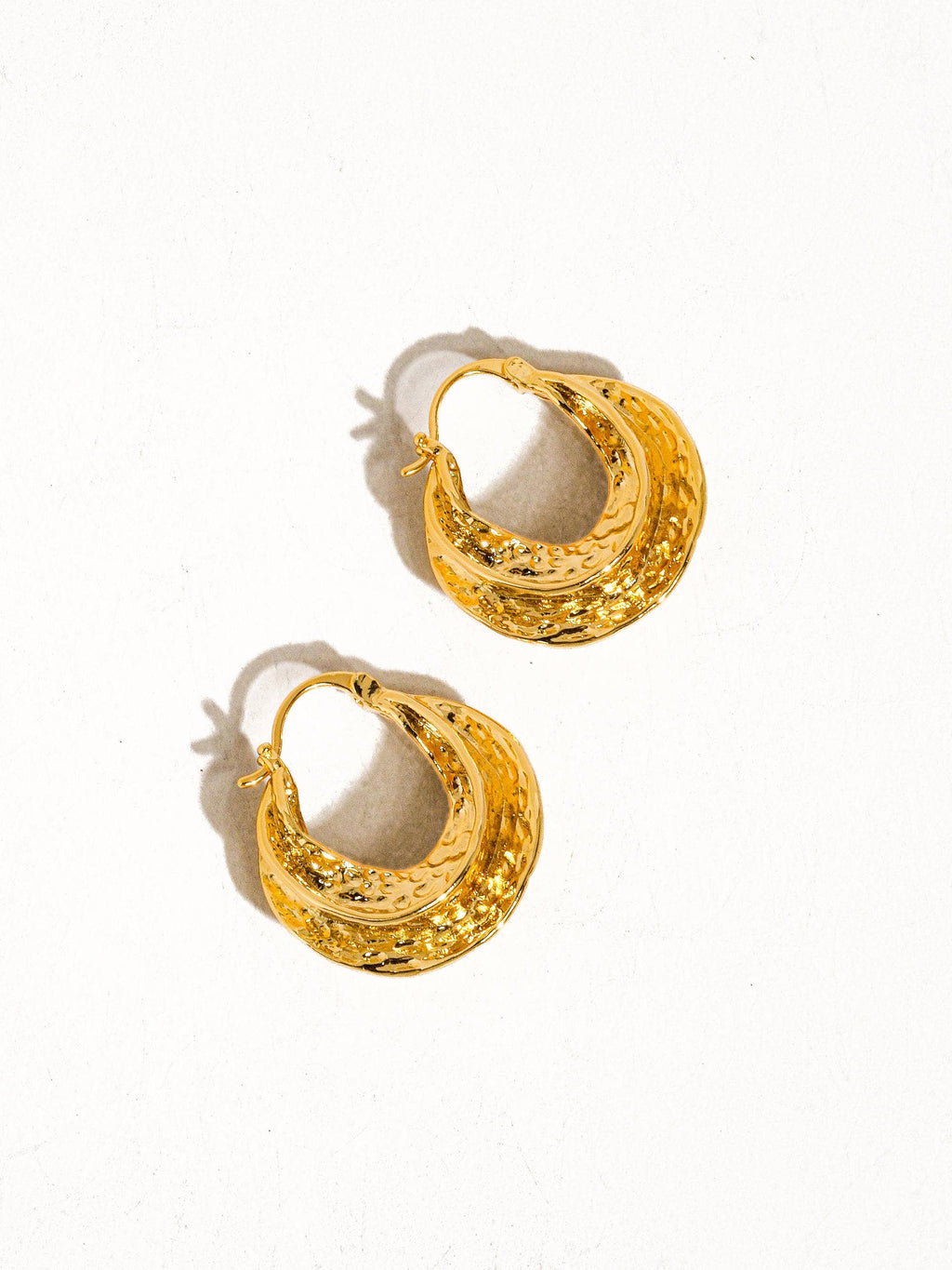 Winfred 18K Gold Plated Swirl Hoop Earring: Yellow Gold