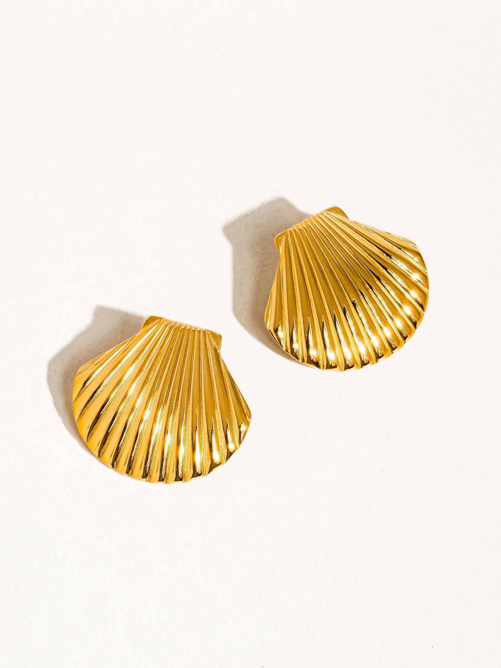 Cèpe 18K Gold Plated Non-Tarnish Shell Studs: Yellow Gold