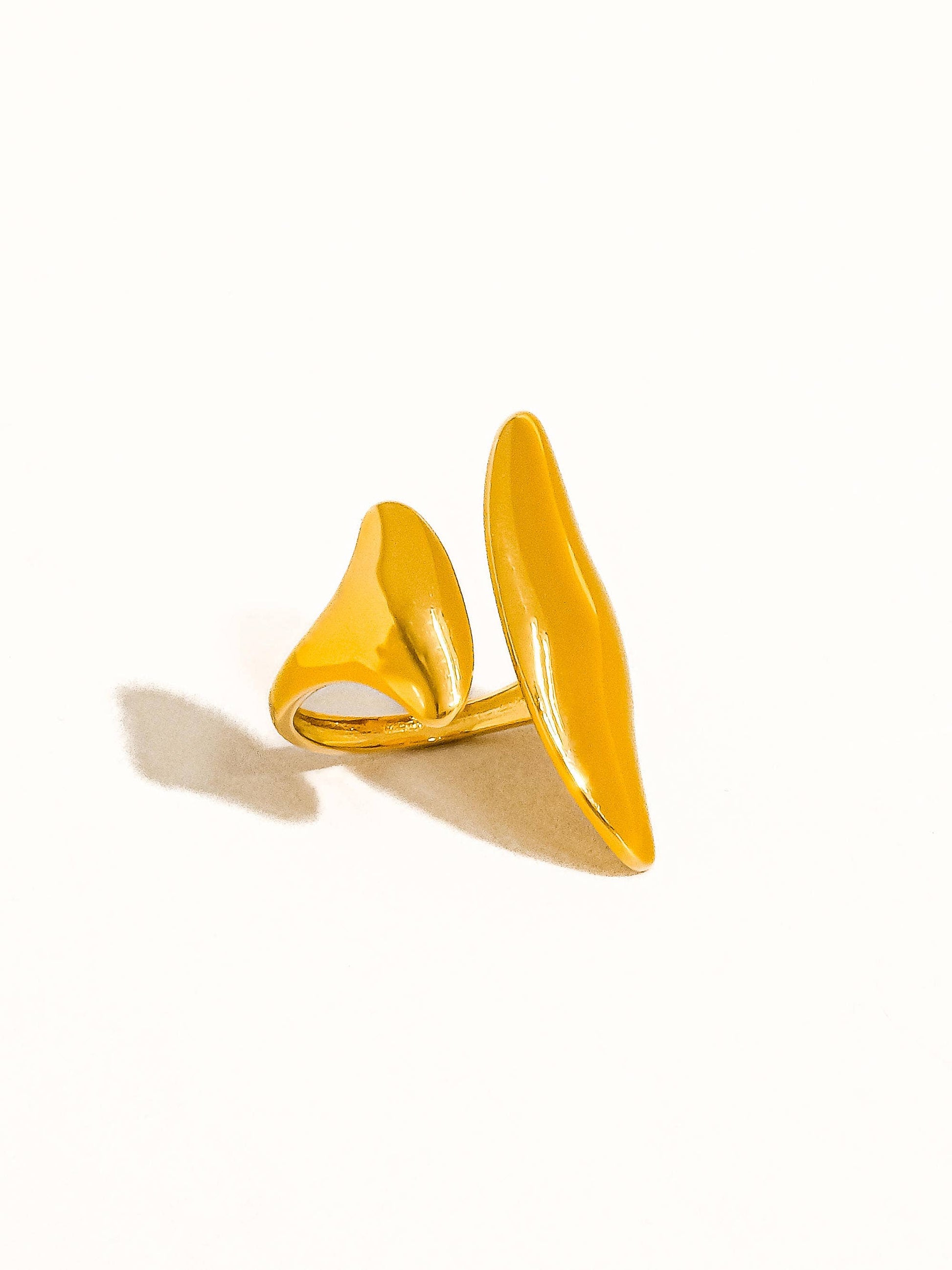 Danielle 18K Gold Plated Non-Tarnish Abstract Statement Ring: Yellow Gold
