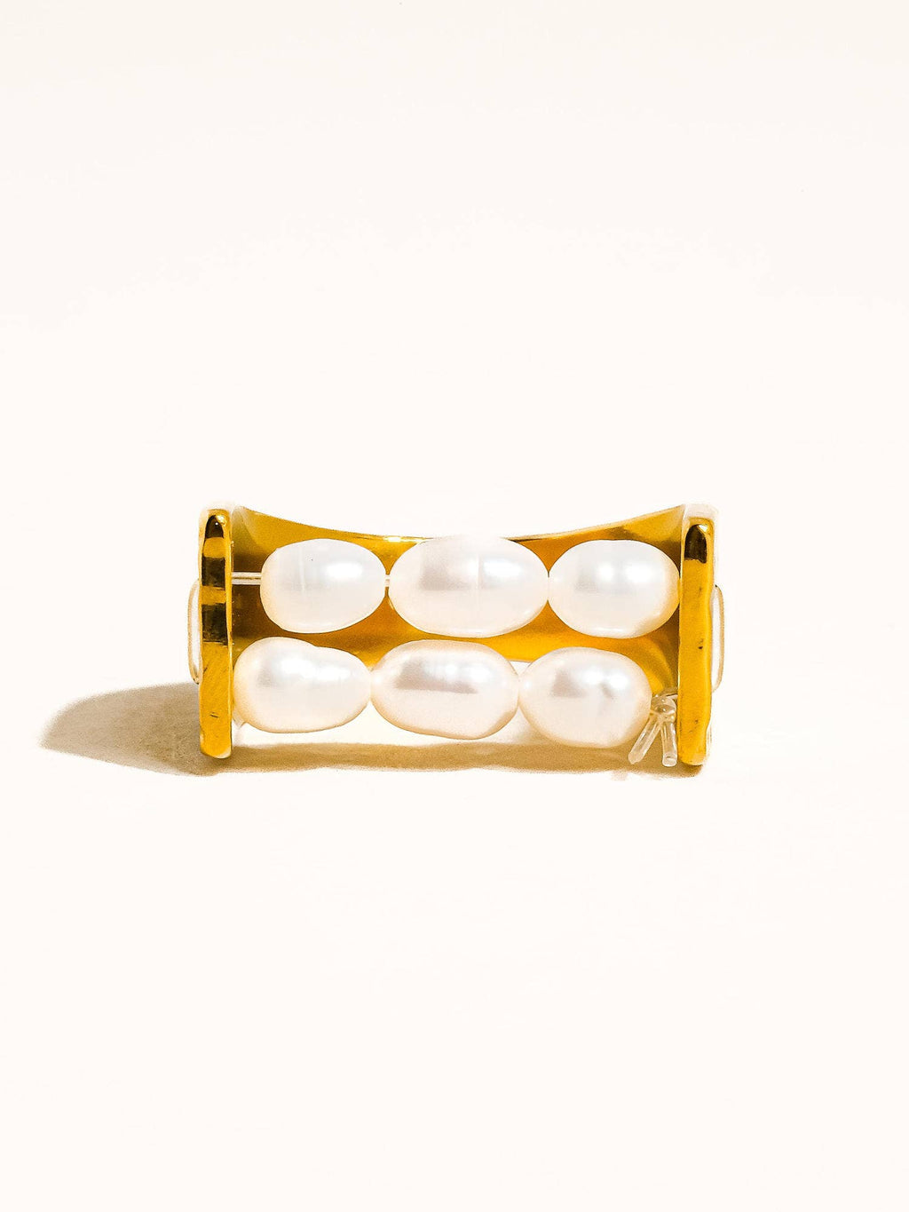 Romane 18K Gold Plated Non-Tarnish Beaded Pearl Ring: Yellow Gold