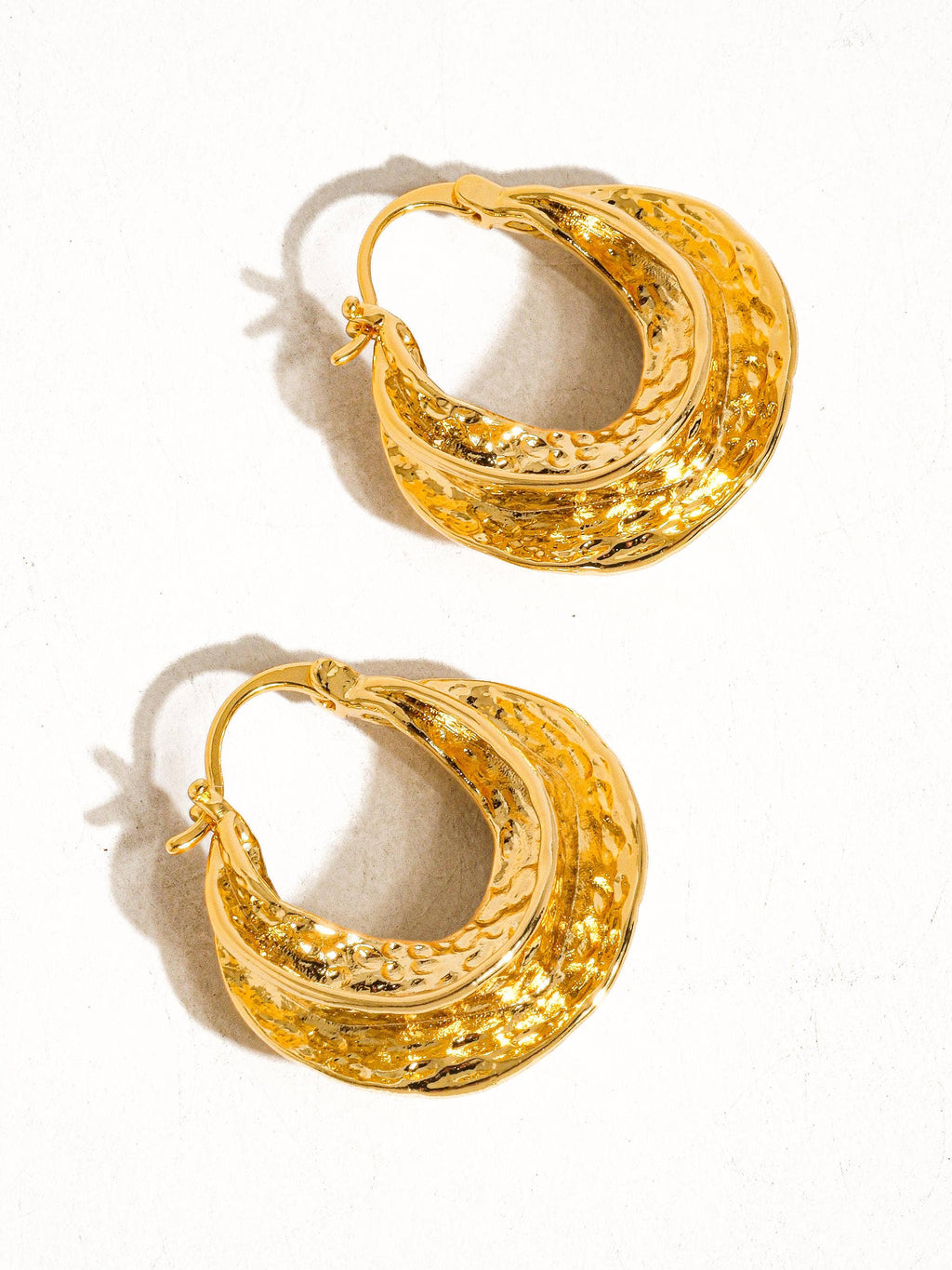 Winfred 18K Gold Plated Swirl Hoop Earring: Yellow Gold